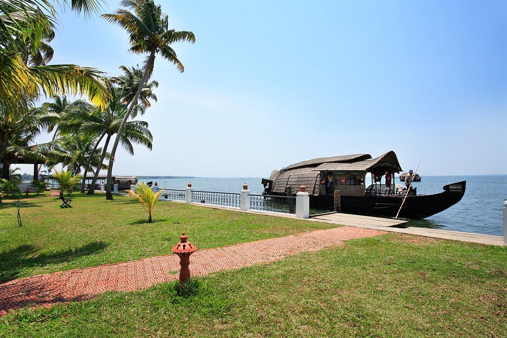 Cocobay Resort Кумараком Экстерьер фото