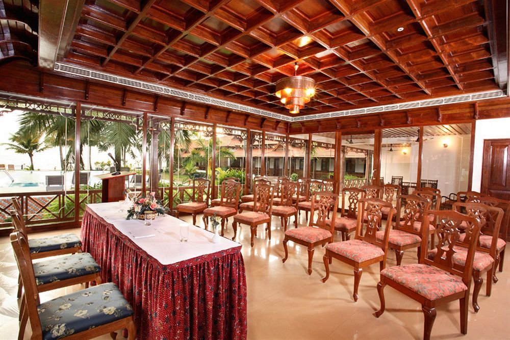 Cocobay Resort Кумараком Удобства фото