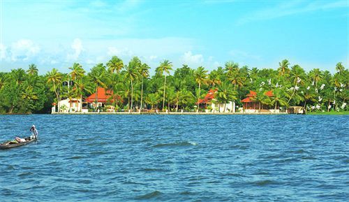 Cocobay Resort Кумараком Экстерьер фото